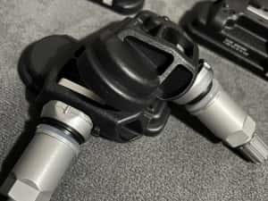 Senzori presiune roti aer MERCEDES-BENZ GLE C W204 W205 W166 W176 W447 — miniatura 6