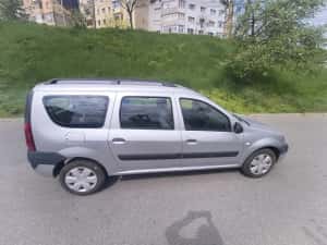 Dacia logan mcv, 7 locuri , aer conditionat, înmatriculată — miniatura 2
