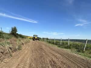 Inchiriez buldoxcavator preturi minime — miniatura 10