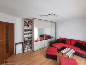 Apartament 1 cameră, balcon 6 m, cu parcare, bloc 2007 – fără comision — miniatura 3