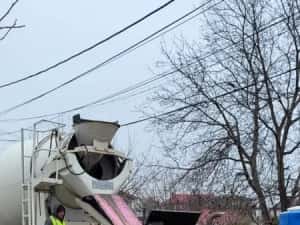 INCHIRIERE Pompa beton RADIER ! Debit 60mc/h 350ml coloana DN125