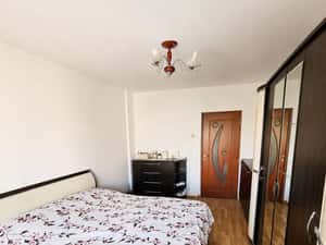 2 camere decomandate 60 mp | Intre-Lacuri Iulius Mall | disponibil — miniatura 2