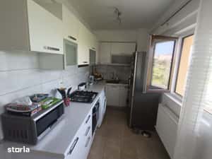 Apt 2 cam. 49.81 m.p. mobilat si utilat, loc de parcare subteran+boxa- — miniatura 4
