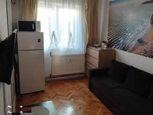 Particular inchiriez garsoniera mobilata la 150m metrou Piata Sudului