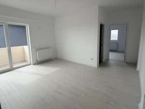 Apartament 2 camere , mutare imediata! — miniatura 1