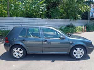 Golf IV   1.6 benzina euro 4 / 105 cp / jante / A.C  primul proprietar de noua — miniatura 6