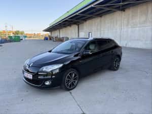 Renault Megane 3 Bose , 1.5 dci 110 cp , Piele , Camera , Carte Service + Istoric Km !! — miniatura 10