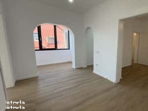 4 camere + birou | Biserica Casin | 110mp total | Renovat 2025 — miniatura 2