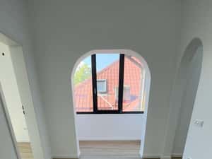 4 camere + birou | Biserica Casin | 110mp total | Renovat 2025 — miniatura 3