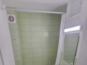 Persoana fizica inchiriez apartament 2 camere — miniatura 5