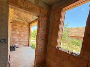 MT253 Duplex la rosu, 4 camere, Sanandrei, la asfalt — miniatura 4