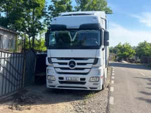 Mercedes Actros 1844 — miniatura 4