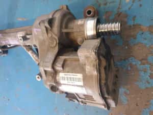 Dezmembrari  Kia Sportage cod motor D4FD 1,7 crdi cutie automata — miniatura 2