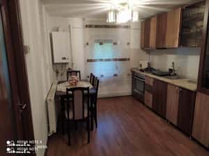 apartament de vânzare 3 camere strada Victor Deleu Zalău — miniatura 2