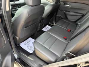 Nissan X-trail 4X4  5 locuri Tekna Rate Leasing Garantie extensibilă — miniatura 8