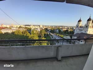 Închiriez casă la curte 2 camere mobilate — miniatura 5