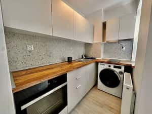 Inchiriez garsoniera zona Mihai Viteazu renovata la cheie — miniatura 3
