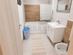 ARADULUI - BLOC NOU - 2 CAMERE - PARCARE INCLUSA - CENTRALA PROPRIE - — miniatura 6