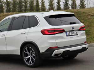 BMW X5 /G05 / 2020 / 45e / 394 CP / HYBRID / Distronic/Lane/Side/Pano — miniatura 3