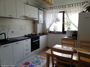 Apartament cu balcon și grădină, gata de utilizare — miniatura 1