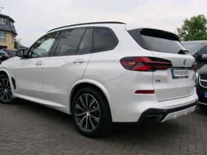 BMW X5 M60 2025, 12,812 km, 530 CP, Automată, Alb — miniatura 6