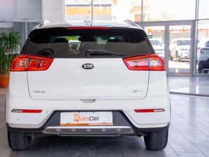 Kia Niro Hibrid 2019, 106.394 km, Alb — miniatura 6