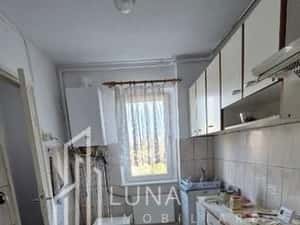 Apartament 3 camere | 61 mp | Etaj 3/4 | 2 balcoane — miniatura 4