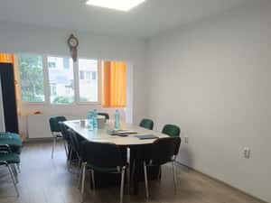 Apartament 2 camere, parter, central, călduros — miniatura 6