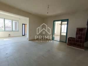 Casă renovabilă 185 mp, teren 1100 mp, zonă centrală – Teiuș — miniatura 4