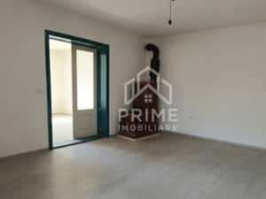 Casă renovabilă 185 mp, teren 1100 mp, zonă centrală – Teiuș — miniatura 5