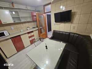 Apartament 3 camere de inchiriat — miniatura 4