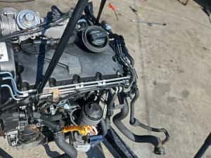 Motor 1.9 TDI BKC BXE BJB BRU 105 cp 192.000 km Touran Passat Golf A3 — miniatura 3