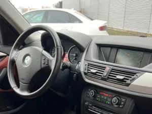 Vand BMW X1 2.0D XDrive inmatriculata RO 2013 (4x4) impecabila urgent LED — miniatura 3