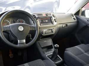 Volkswagen Tiguan Manuală 140 HP Diesel — miniatura 7