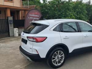 Ford Kuga Plug-In Hybrid Titanium, Benzină Hybrid, 225 CP, automată — miniatura 5