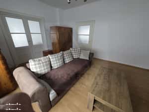 Apartament la casa 72 mp utili pet friendly si curte in zona Lazaret
