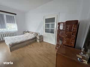 Apartament la casa 72 mp utili pet friendly si curte in zona Lazaret — miniatura 5