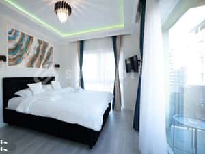 Apartament modern, 3 camere, parcare, bloc nou- zona Iulius Mall