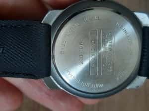 Ceas Vintage United Colors of Benetton by Bulova - Model Colecție, anii' 90 — miniatura 7