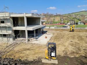 Inchiriere 7 buldoexcavatore profesionale in Iasi — miniatura 5