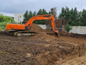 Inchiriere 7 buldoexcavatore profesionale in Iasi — miniatura 7