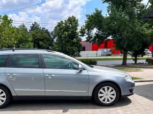 Volkswagen Passat HIGHLINE Manuală 140 HP Diesel — miniatura 7