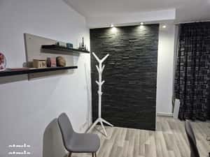 Inchiriez apartament 2 camere decomandat,etaj4/4,1MAI,zona Pelendava — miniatura 2