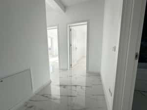 Apartament spatios, 3 camere, 68 mp, etaj 2 - Dumbravita — miniatura 5