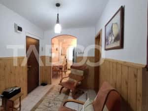 Apartament 3 camere de vanzare decomandat 58 mp zona Valea Aurie Sibiu — miniatura 4