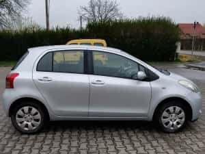 Vand Toyota Yaris — miniatura 3