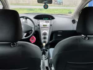 Vand Toyota Yaris — miniatura 6