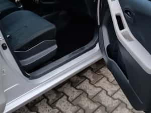 Vand Toyota Yaris — miniatura 7