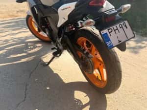 Honda CBR125R 2012 — miniatura 3