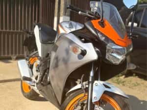 Honda CBR125R 2012 — miniatura 9